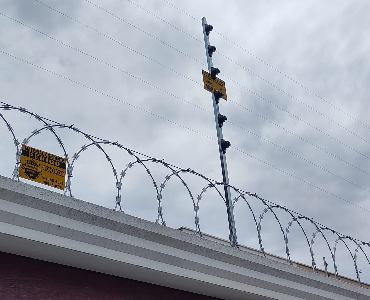 Concertina e Cerca El&eacute;trica